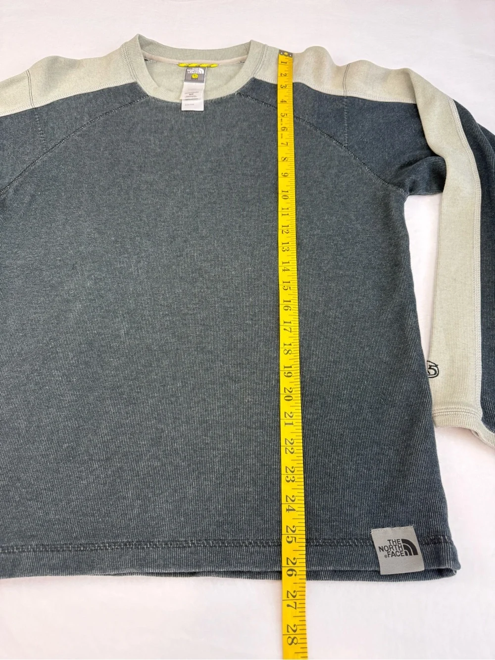 The North Face Men's Sm Vintage Crew Sweatshirt - Dark Gray Denim Bue & Lt Gray
